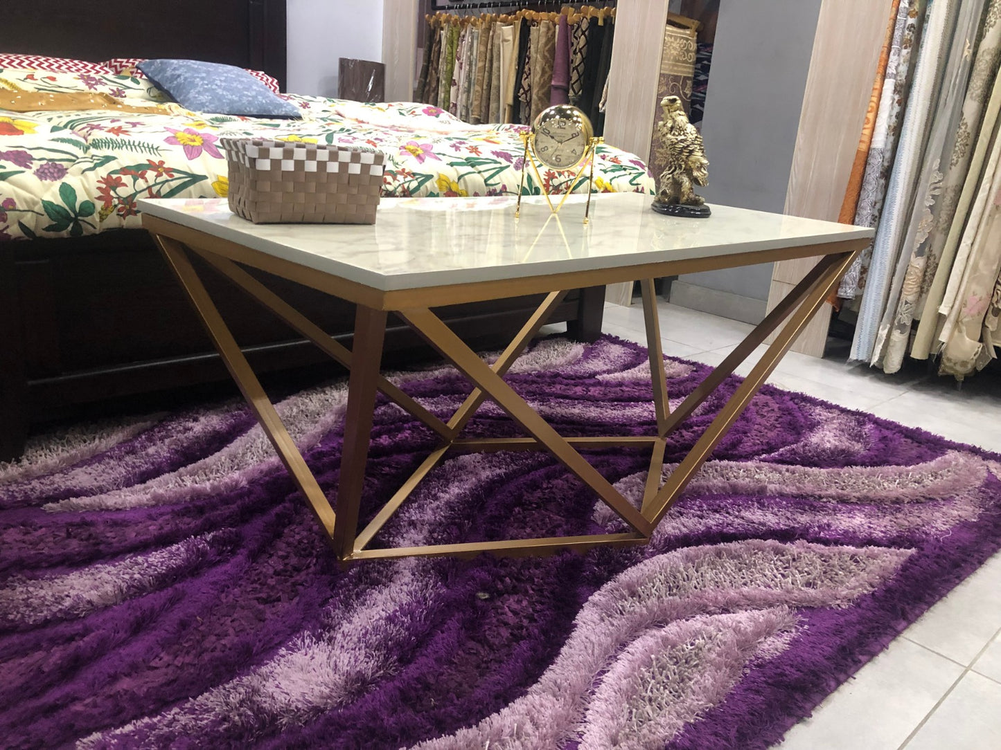 CE-133Elegant Gold Console Table with Black MDF Top